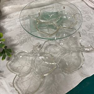 VINTAGE CLEAR GLASS MAPKE LEAF DISHES